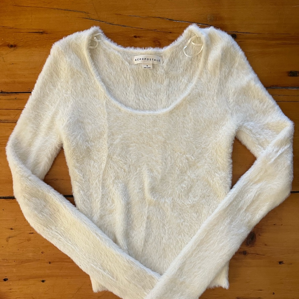 Aeropostale Fuzzy Cream Sweater